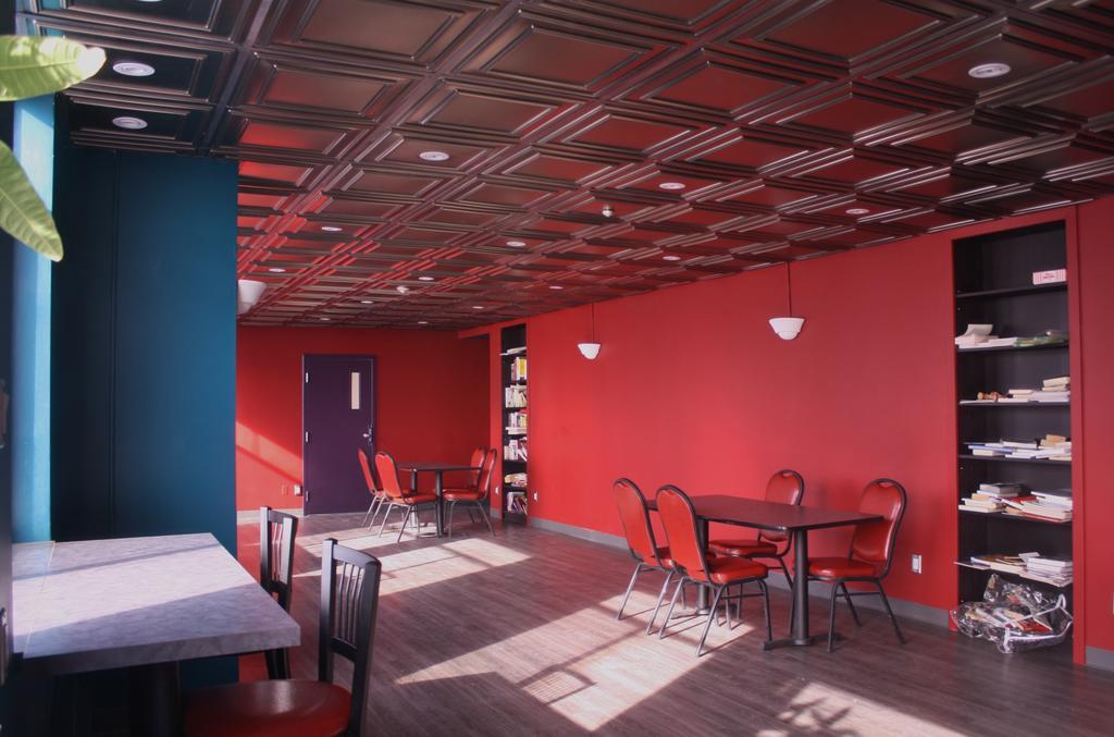 Neill Wycik Hotel Торонто Экстерьер фото